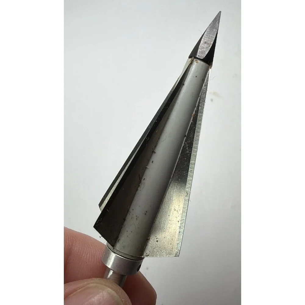 Vintage Razorbak 5 Blade Broadheads Archery Bow Hunting 4 Pack + Extras